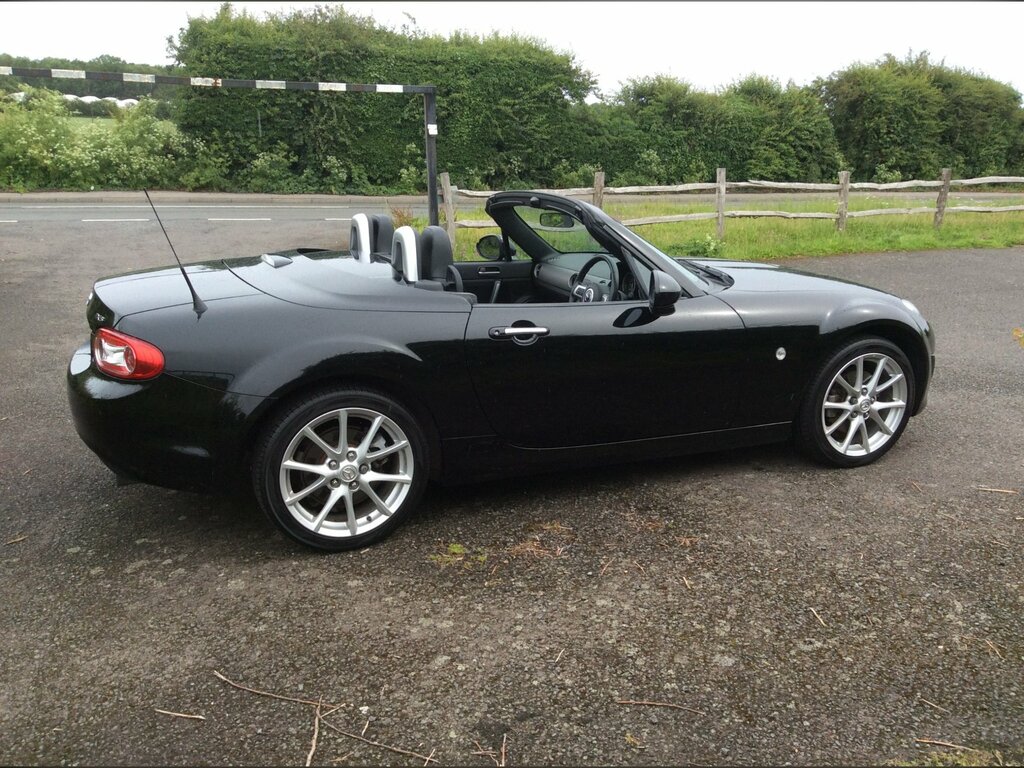 Mazda MX-5 Venture White #14