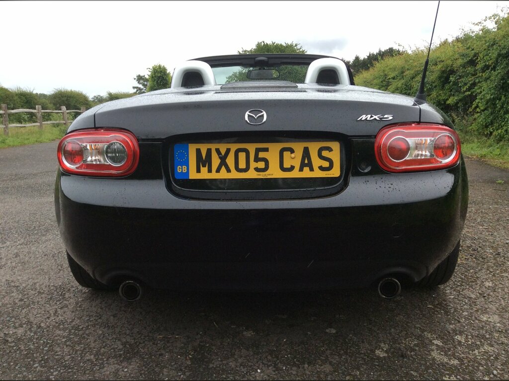 Mazda MX-5 Venture White #34