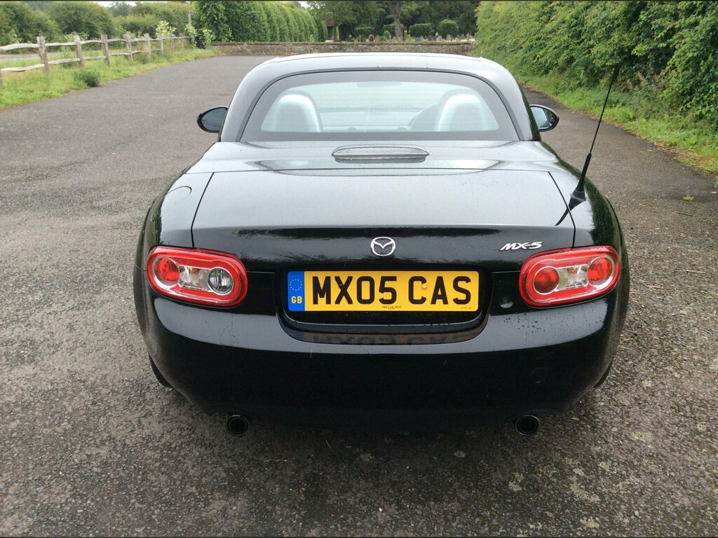 Mazda MX-5 Venture White #20