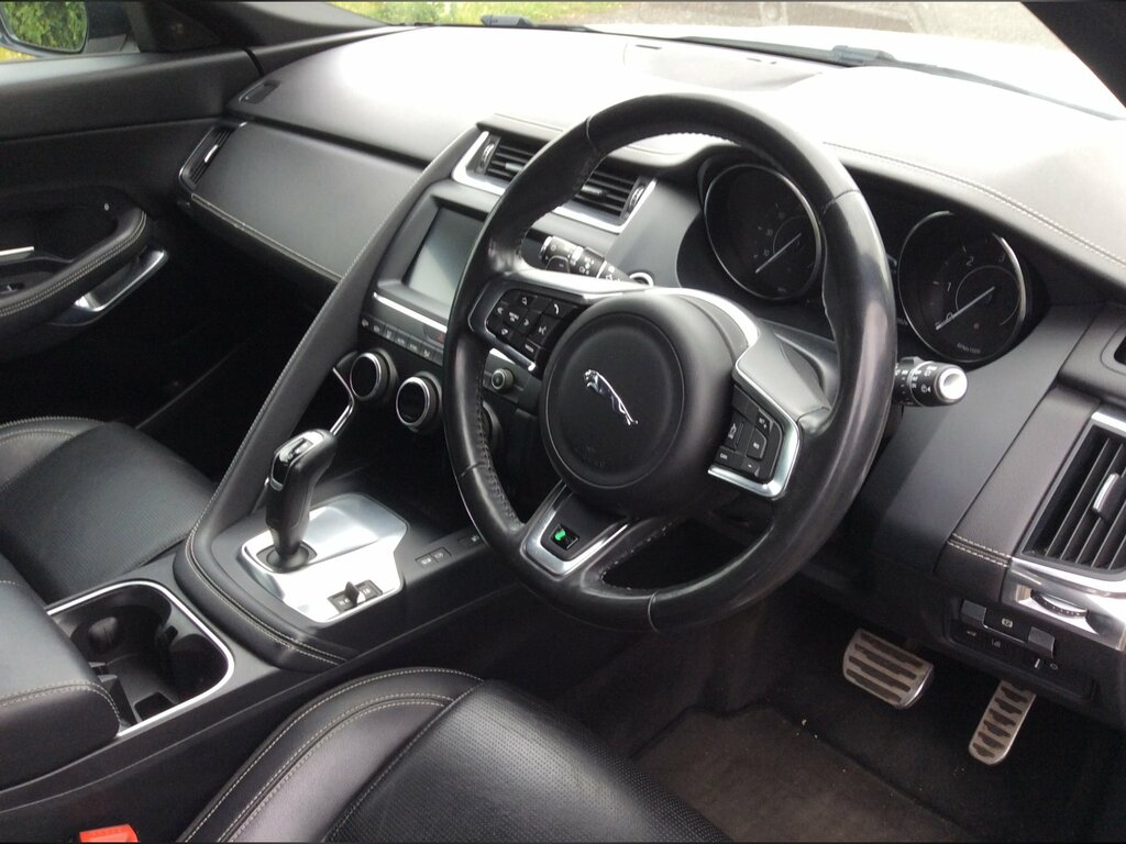 Jaguar E-Pace 2.0 D150 R-dynamic S Suv Awd Euro White #4