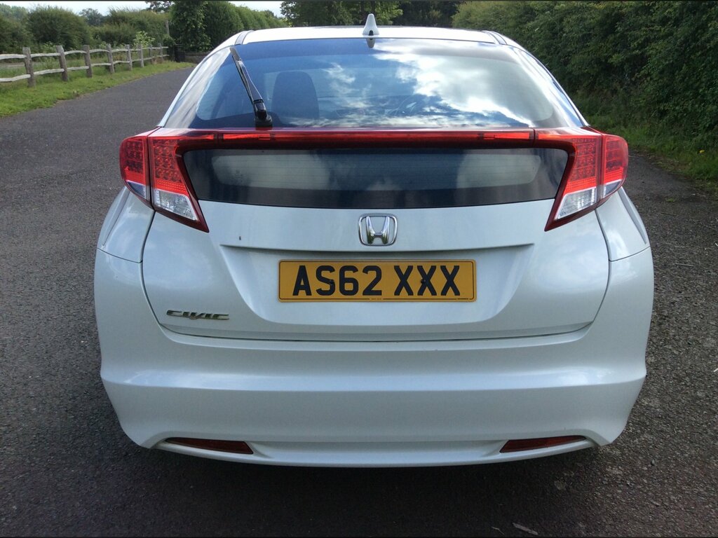 Honda Civic I-vtec Ex 5-Door Grey #14