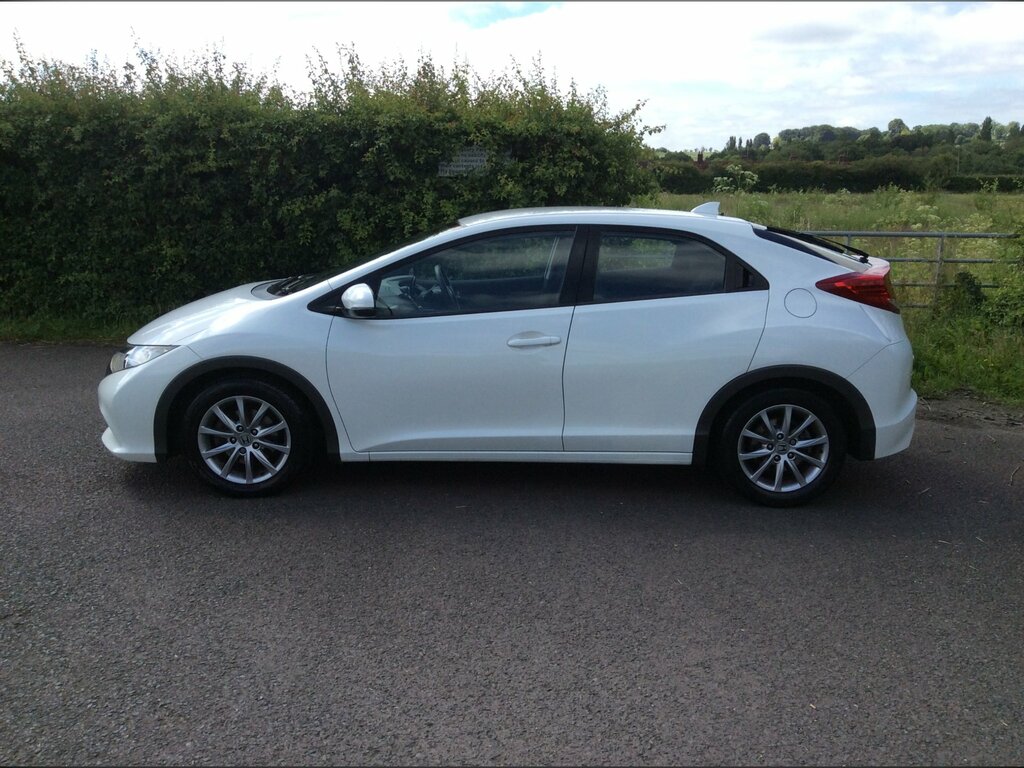 Honda Civic I-vtec Ex 5-Door Grey #13
