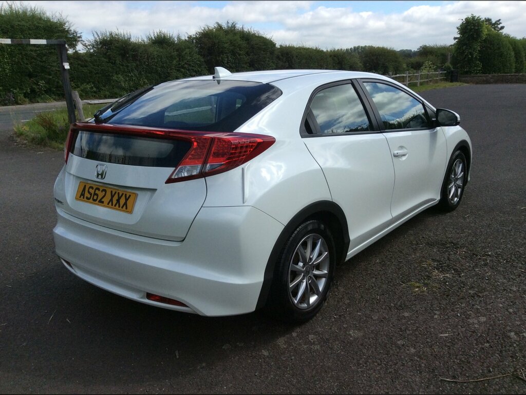 Honda Civic I-vtec Ex 5-Door Grey #15