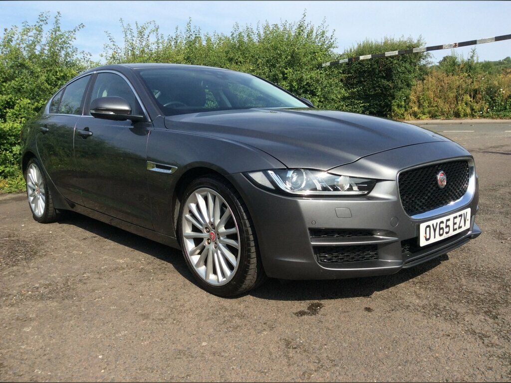Jaguar XE 2.0 Gtdi Prestige Euro 6 Ss Silver #28
