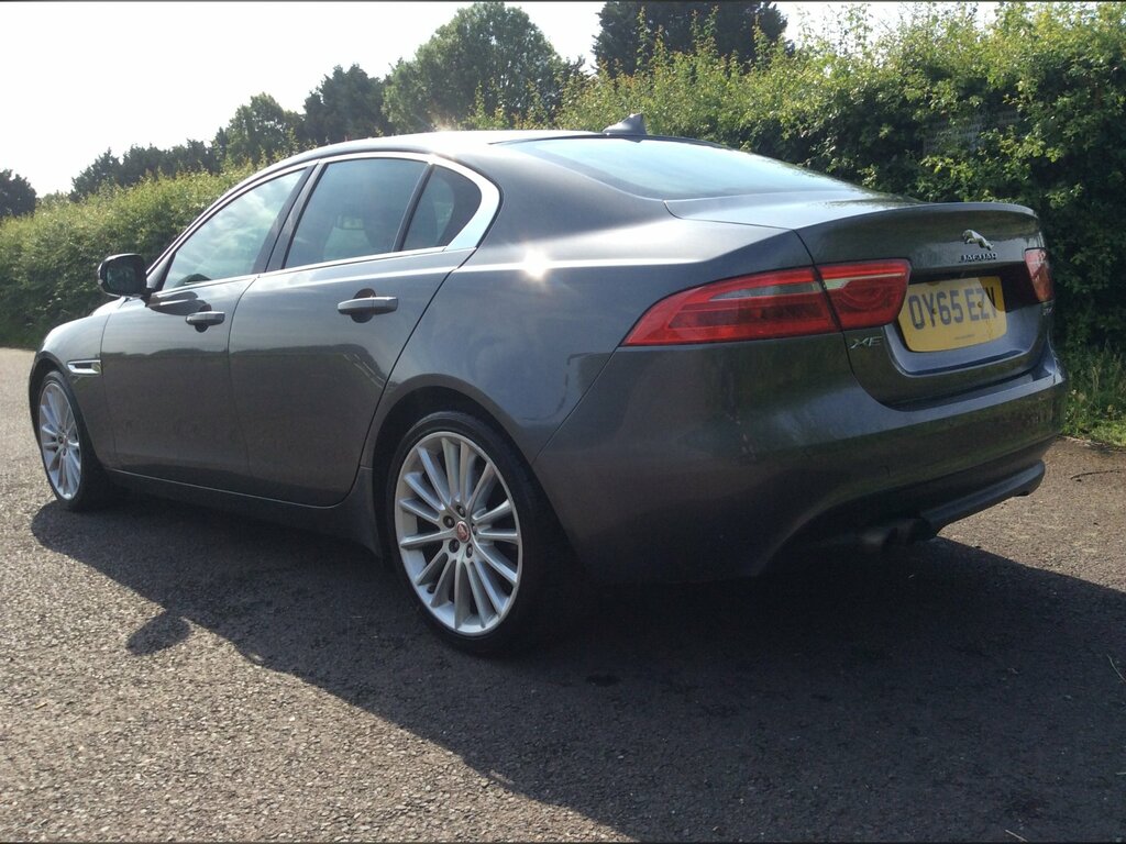 Jaguar XE 2.0 Gtdi Prestige Euro 6 Ss Silver #30