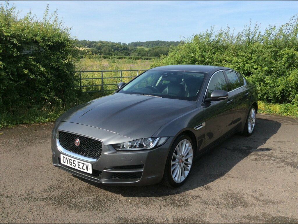 Jaguar XE 2.0 Gtdi Prestige Euro 6 Ss Silver #13