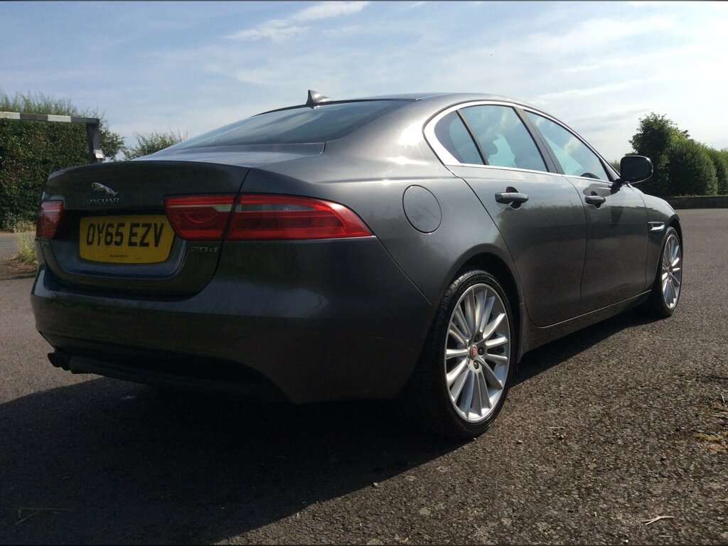 Jaguar XE 2.0 Gtdi Prestige Euro 6 Ss Silver #31