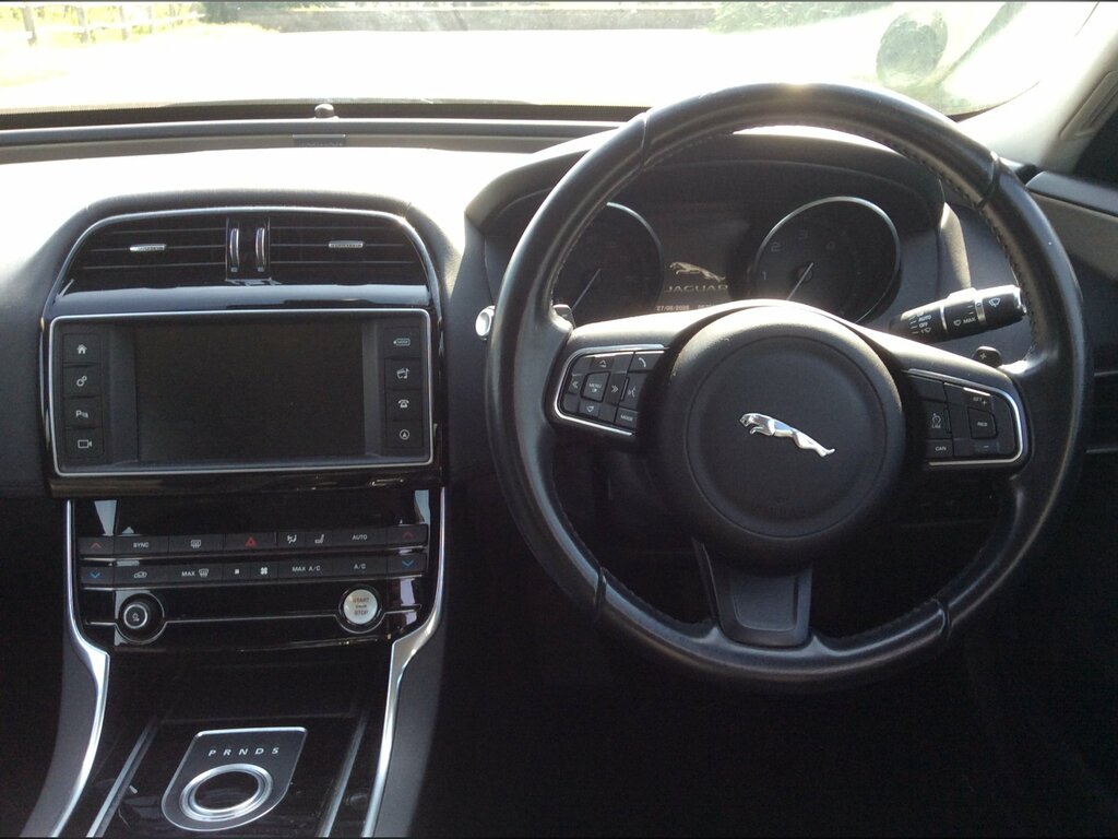 Jaguar XE 2.0 Gtdi Prestige Euro 6 Ss Silver #11