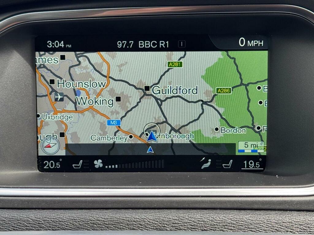 Volvo V40 Cross Country Hatchback 2.0 D2 Pro Euro 6 Ss 20171 Black #6