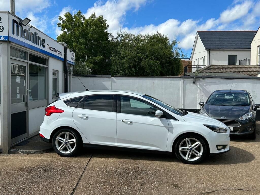 Ford Focus Hatchback 1.5 Tdci Titanium Euro 6 Ss 2015 MK65HKV White #3