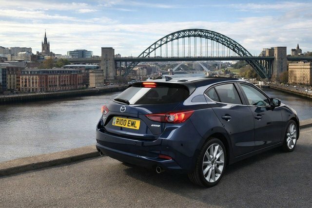 Mazda 3 2.0 Skyactiv-g Sport Nav Euro 6 S S R100EML Blue #2