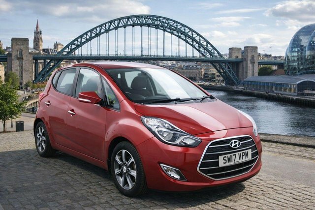 Hyundai Ix20 1.6 Se Nav Euro 6 Red