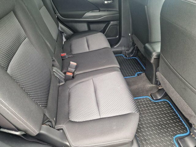Mitsubishi Outlander Outlander 4H Phev Cvt White #29