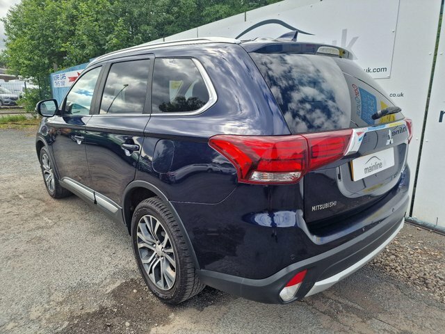 Mitsubishi Outlander Outlander 4H Phev Cvt White #10