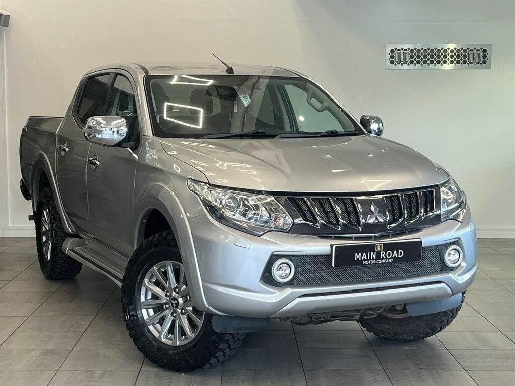 Mitsubishi L200 2.4 Di-d Dc Barbarian 4Wd Euro 6 Silver