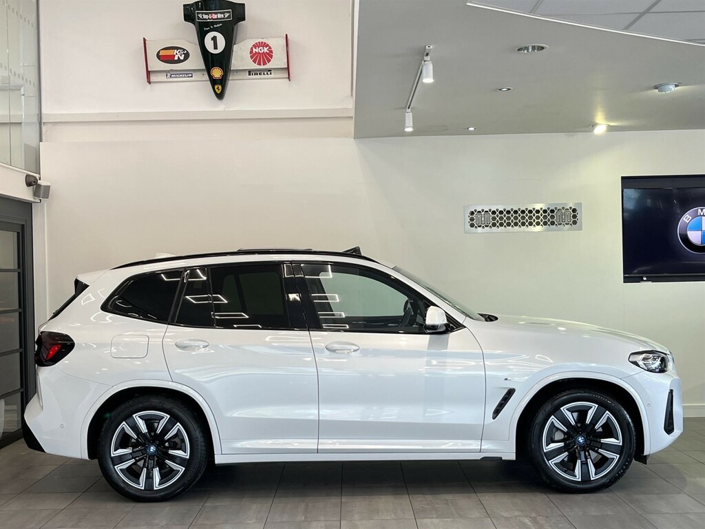 BMW iX3 80Kwh M Sport NA22FLJ White #6