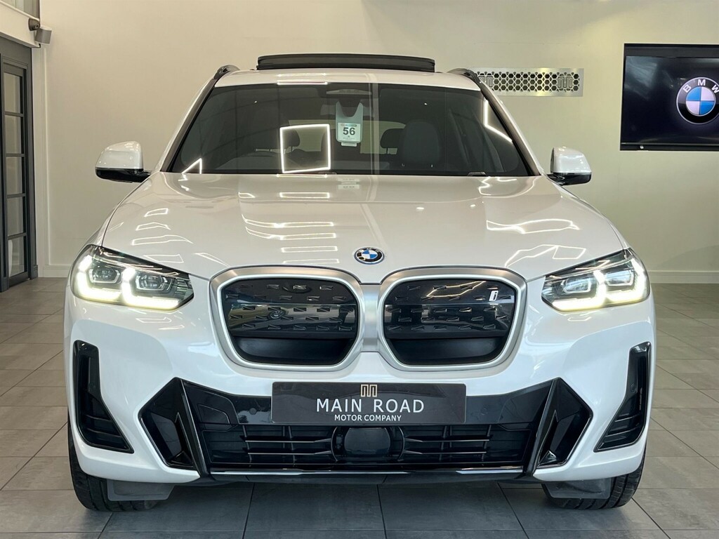 BMW iX3 80Kwh M Sport NA22FLJ White #5