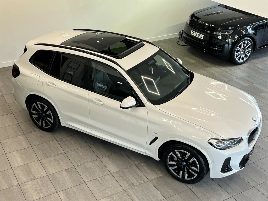 BMW iX3 80Kwh M Sport NA22FLJ White #2