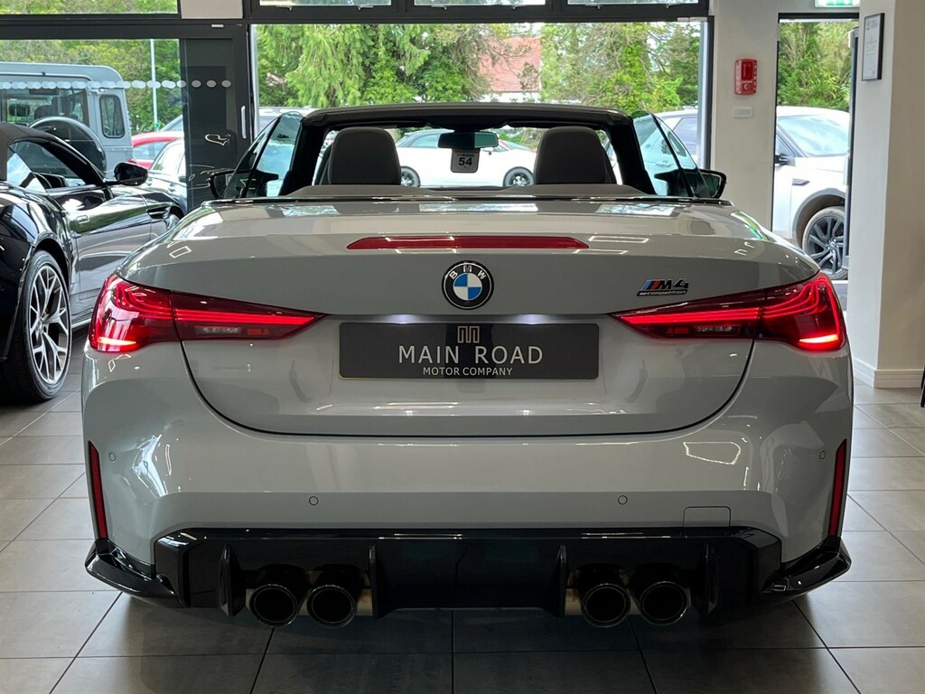BMW M4 Coupe 3.0 Biturbo Competition Steptronic M Xdrive Yellow #31