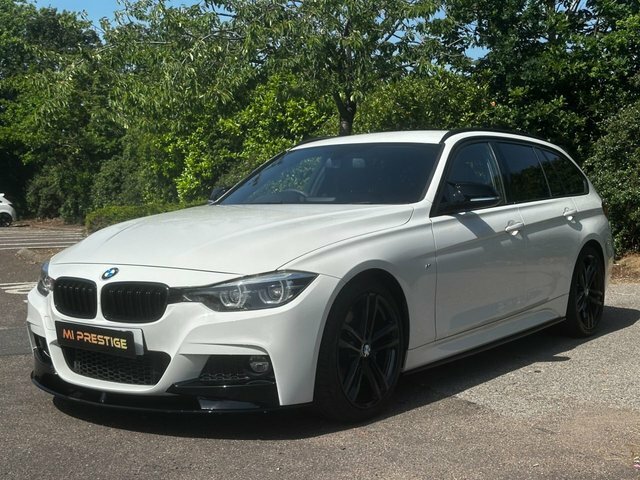 BMW 3 Series Estate YG67TNO Black #3