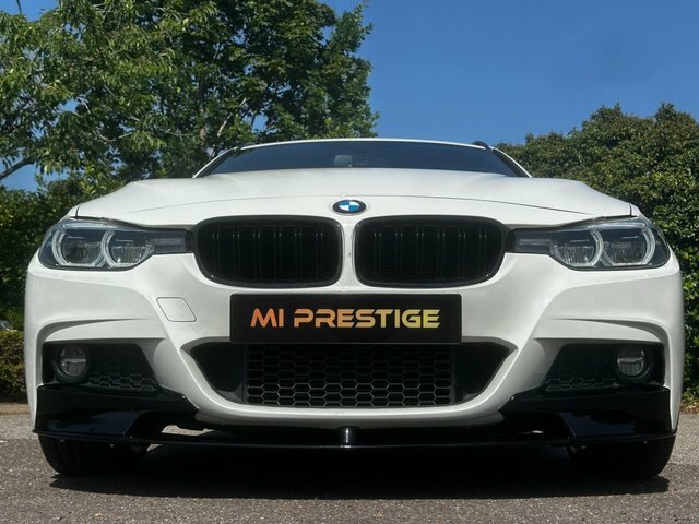 BMW 3 Series Estate YG67TNO Black #5