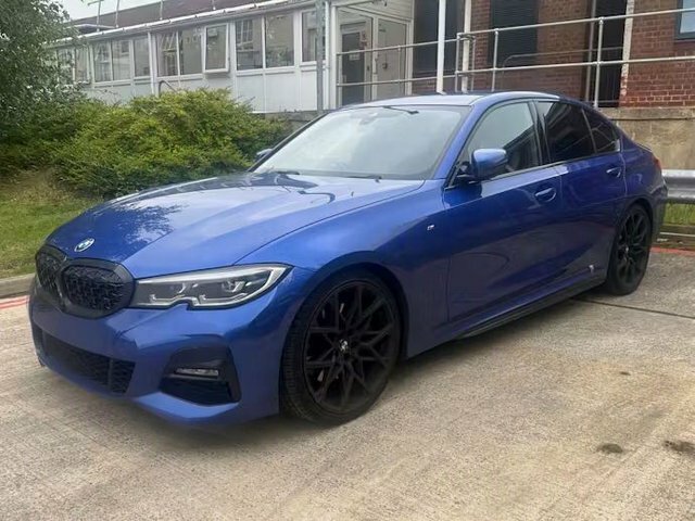 BMW 3 Series 330I M Sport YL19ZGV Blue #2
