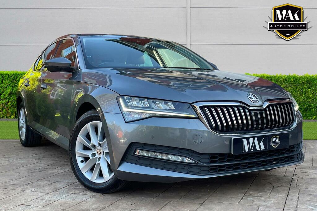 Skoda Superb Hatchback 2.0 Tdi Se Technology Dsg Euro 6 Ss 5 SA22RXK Grey #2