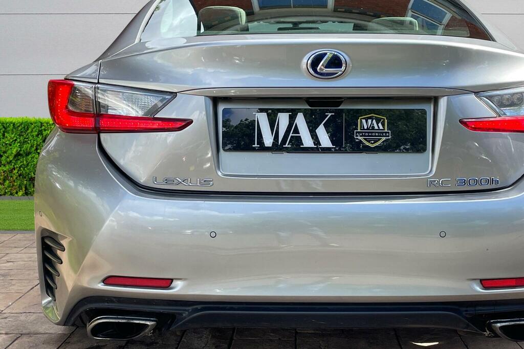 Lexus RC Coupe White #8
