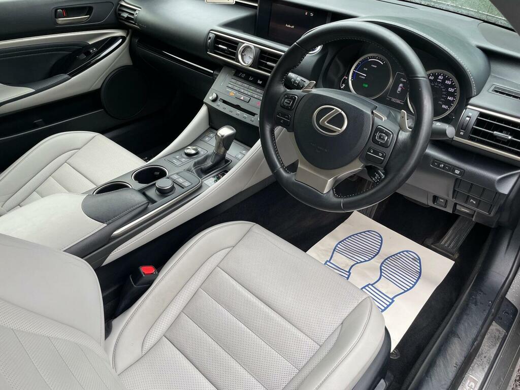 Lexus RC Coupe White #32