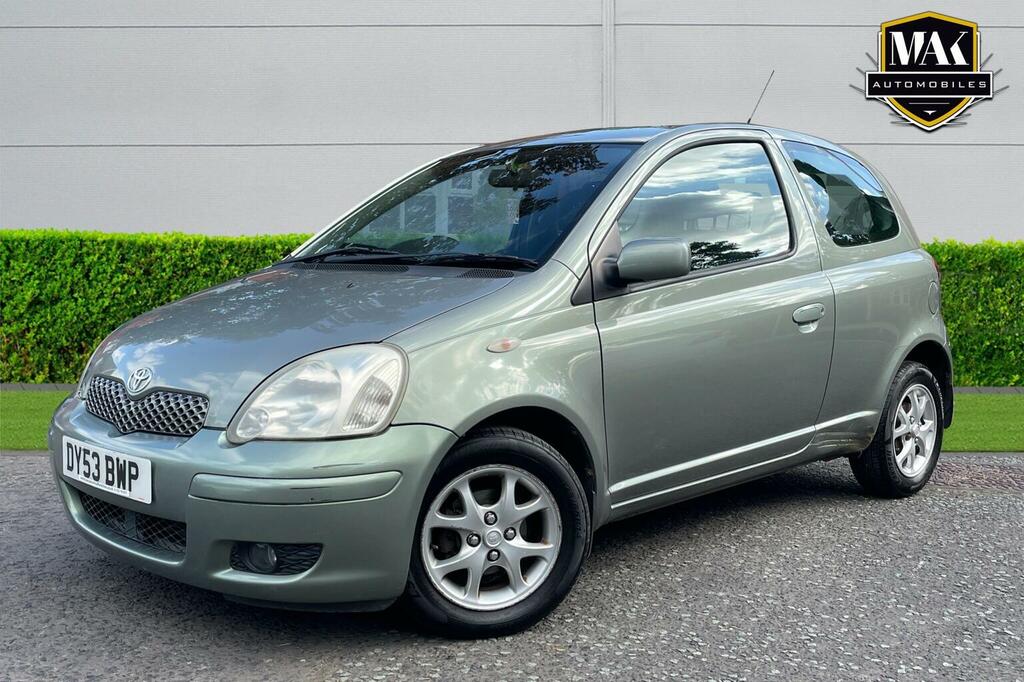 Toyota Yaris Hatchback 1.3 Vvt-i T Spirit 200353 DY53BWP Green #2