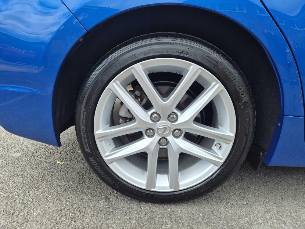 Lexus CT 1.8 200H Premier Black #41