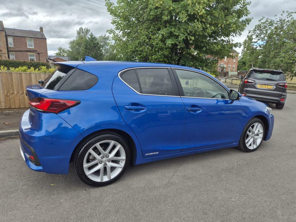 Lexus CT 1.8 200H Premier Black #7