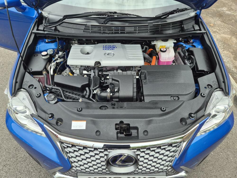 Lexus CT 1.8 200H Premier Black #43