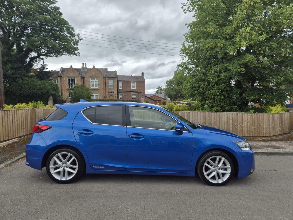 Lexus CT Luxury Hybrid  #6