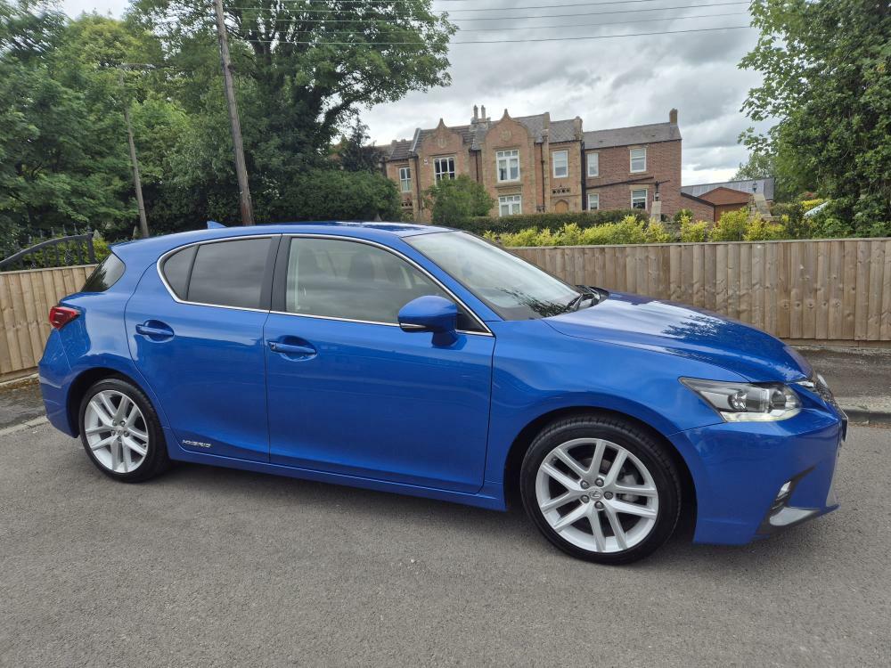 Lexus CT Luxury Hybrid  #2
