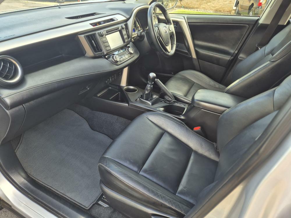 Toyota Rav 4 2.0 D-4d Invincible 124 Bhp Grey #29