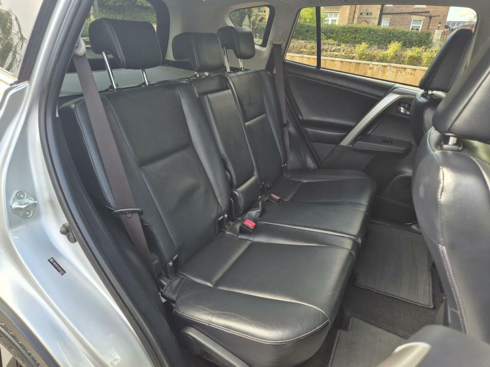 Toyota Rav 4 2.0 D-4d Invincible 124 Bhp Grey #26