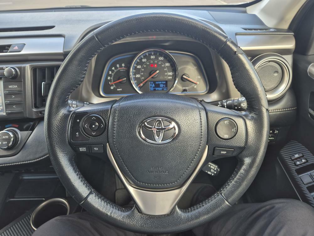 Toyota Rav 4 2.0 D-4d Invincible 124 Bhp Grey #21