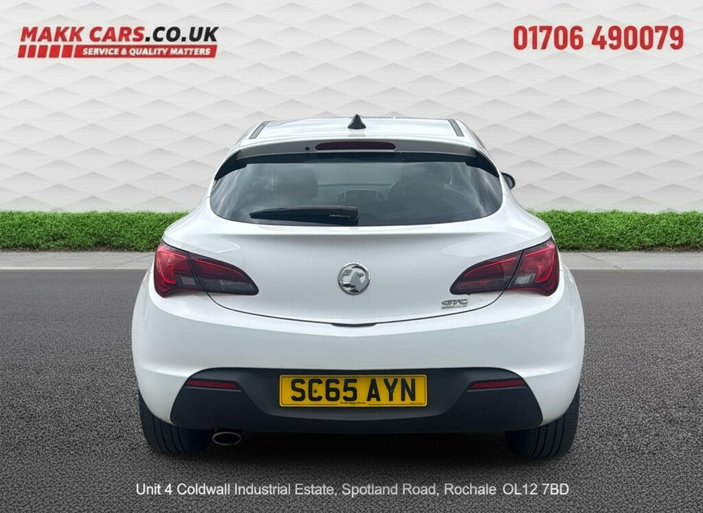 Vauxhall Astra GTC Coupe 1.4 I Turbo Sri 201565 SC65AYN White #4