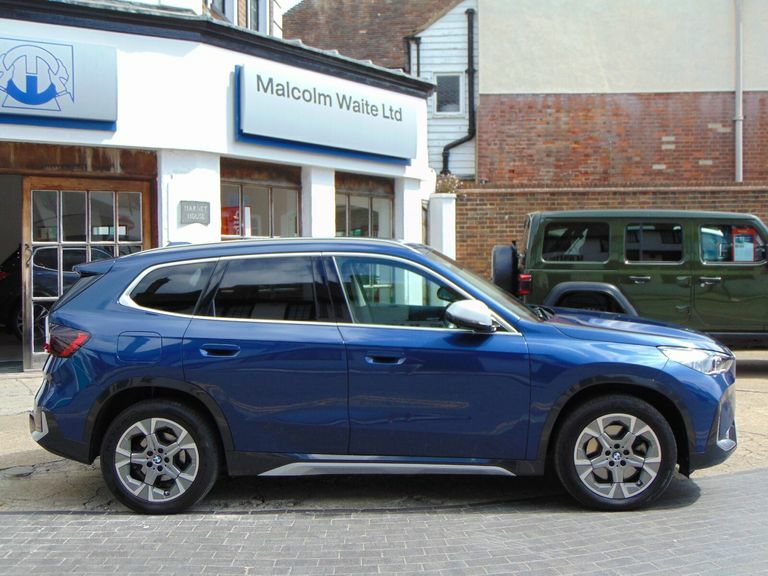 BMW X1 Xdrive 23D Mht Xline Premier Step N6YPW Blue #2