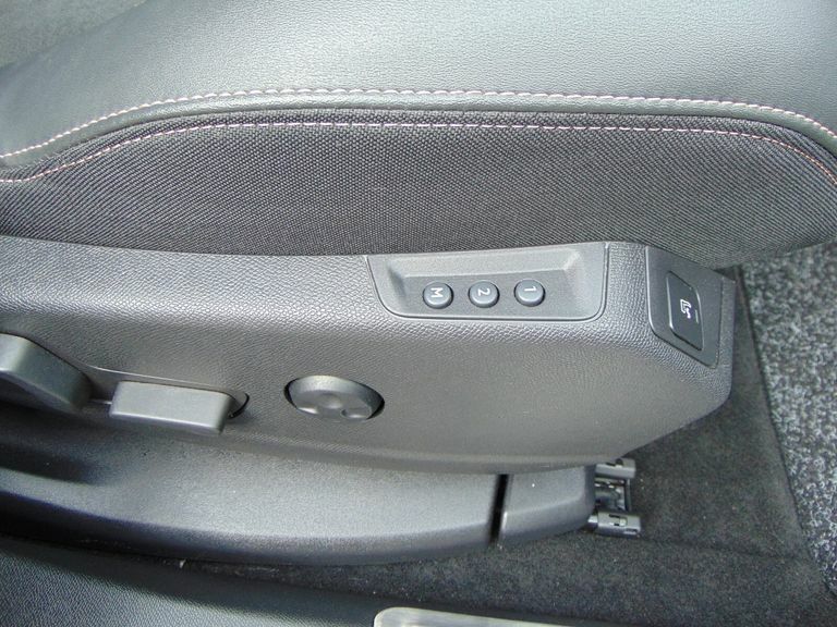 Peugeot 3008 Gt Grey #38