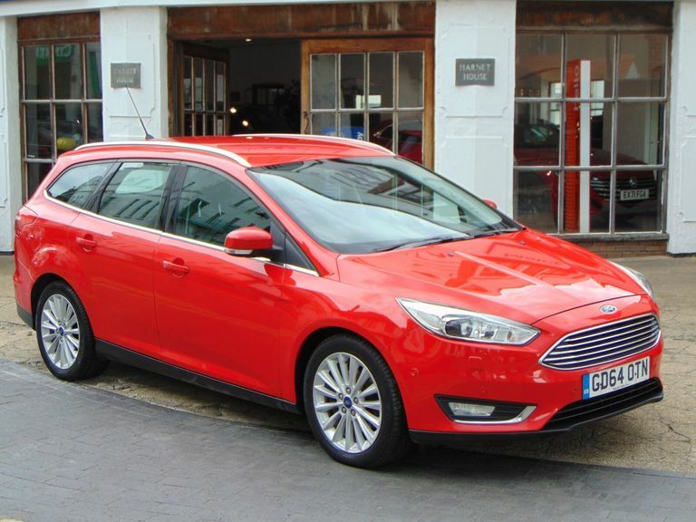 Ford Focus 1.5 Ecoboost 182 Titanium X GD64OTN Red