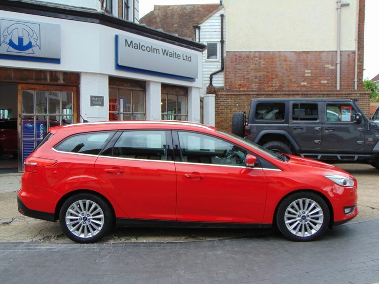 Ford Focus 1.5 Ecoboost 182 Titanium X GD64OTN Red #2