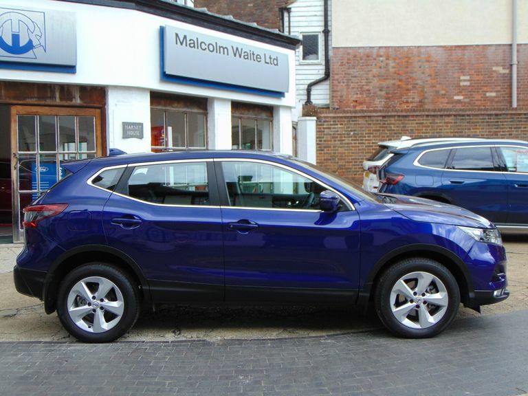 Nissan Qashqai 1.3 Dig-t 160 Acenta Premium Dct WF20HKO Blue #2