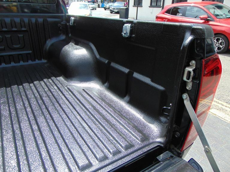 Isuzu D-Max 1.9 Td Blade Double Cab Pickup 4Wd Euro 6 Red #39
