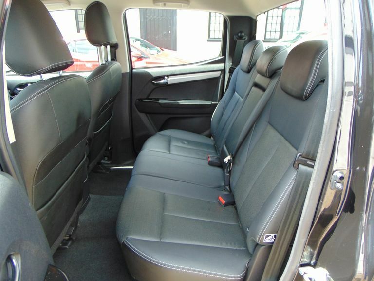 Isuzu D-Max 1.9 Td Blade Double Cab Pickup 4Wd Euro 6 Red #42