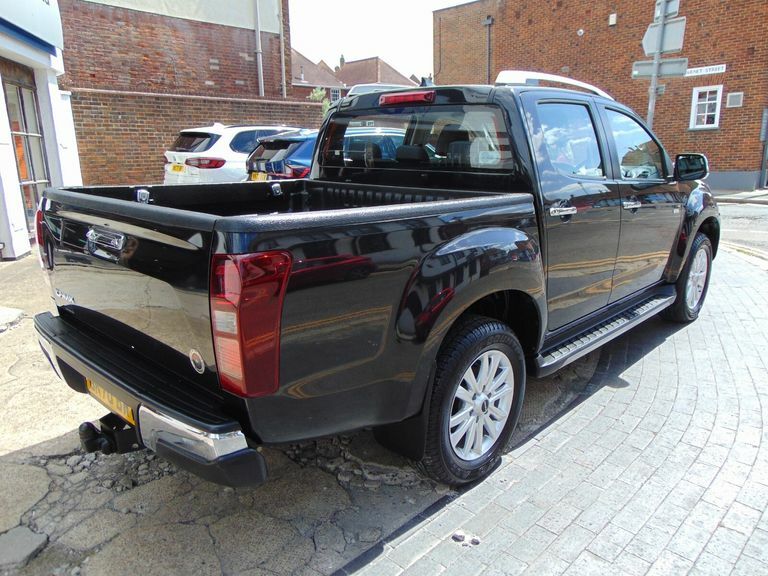Isuzu D-Max 1.9 Td Blade Double Cab Pickup 4Wd Euro 6 Red #12