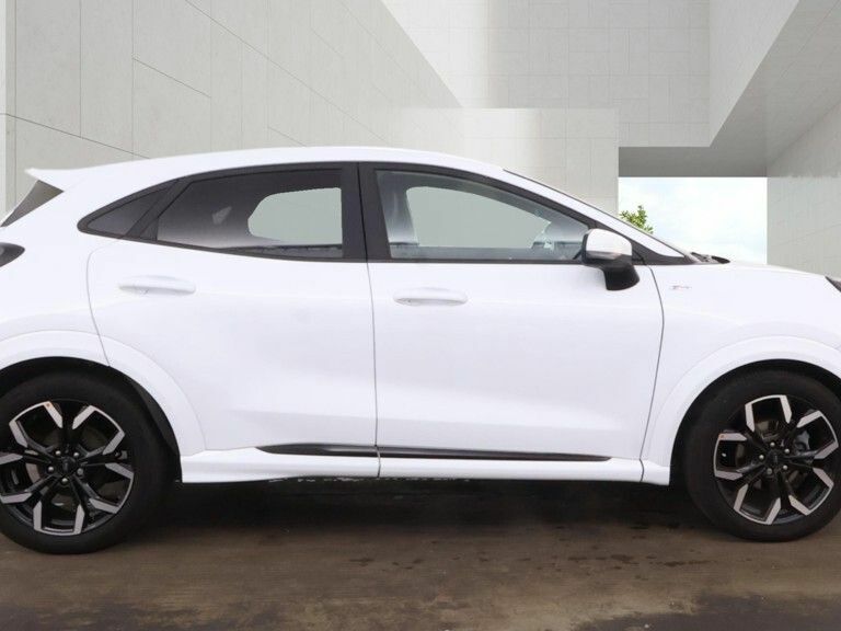 Ford Puma 1.0 Ecoboost Hybrid Mhev St-line X White