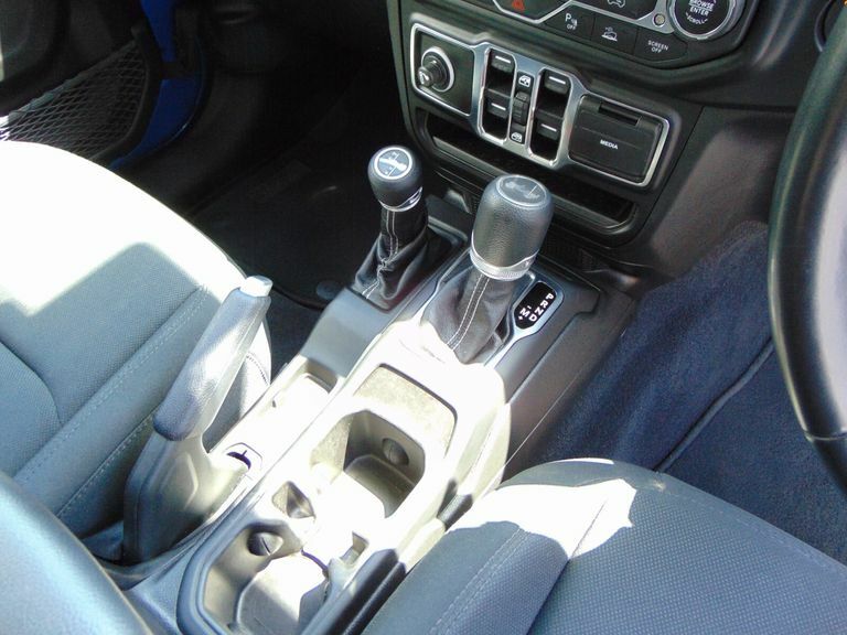 Jeep Wrangler 2.0 Gme Sahara Black #30