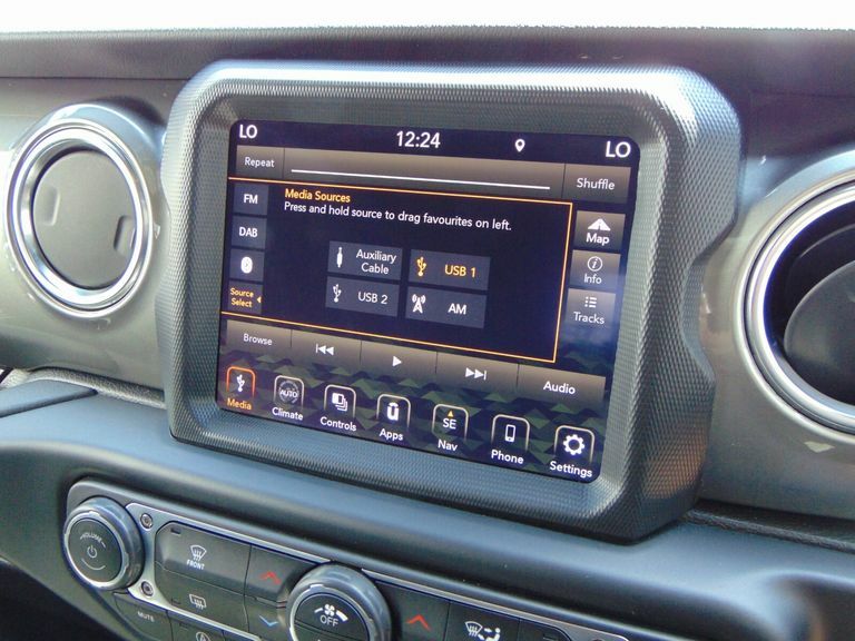 Jeep Wrangler 2.0 Gme Sahara Black #33